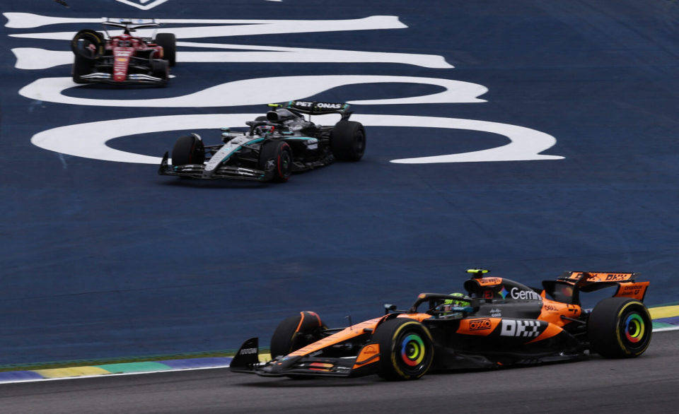 F1巴西站：为何红牛选择在维斯塔潘领先时要他进站换胎